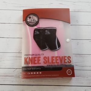 Nordic lifting pink XS knee sleeves, new